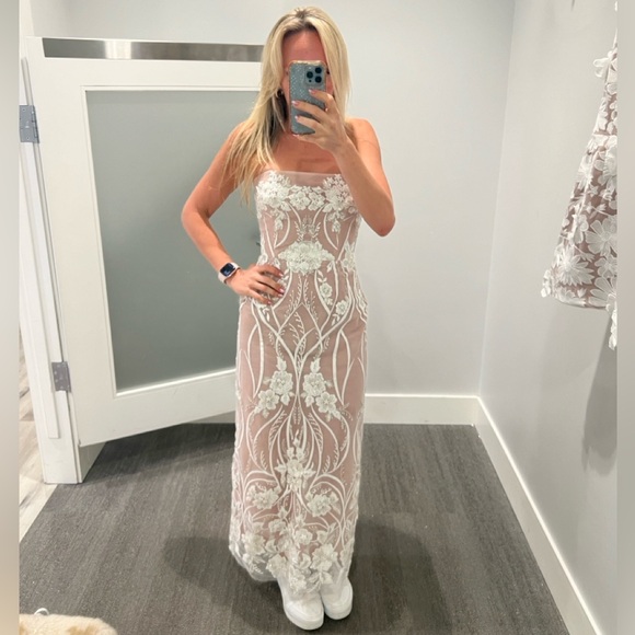 HELSI Catherine off white/nude size small (fits like a medium)NEW WITH TAG - Picture 2 of 6